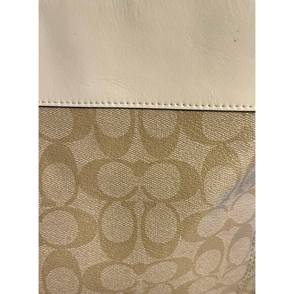 New With Tags Coach F27972 Signature Lexi Bag & Accordion Zip Wallet - Picture 13 of 16